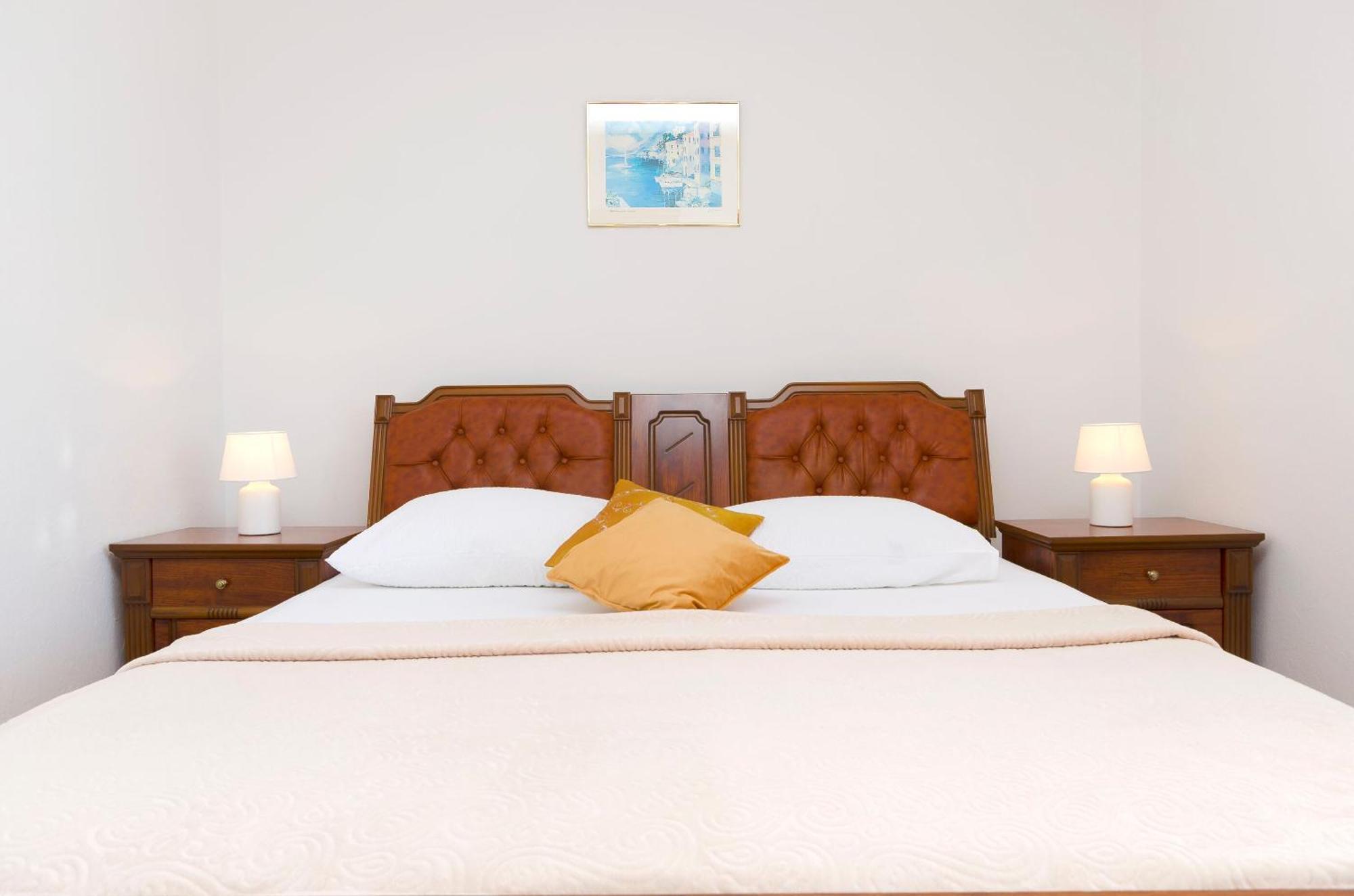 וודיצה Apartment And Rooms Artina מראה חיצוני תמונה
