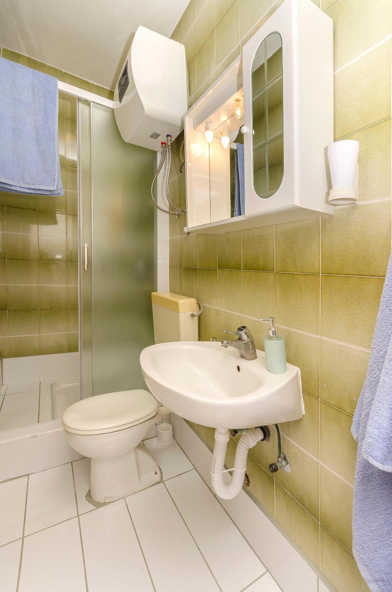 וודיצה Apartment And Rooms Artina מראה חיצוני תמונה