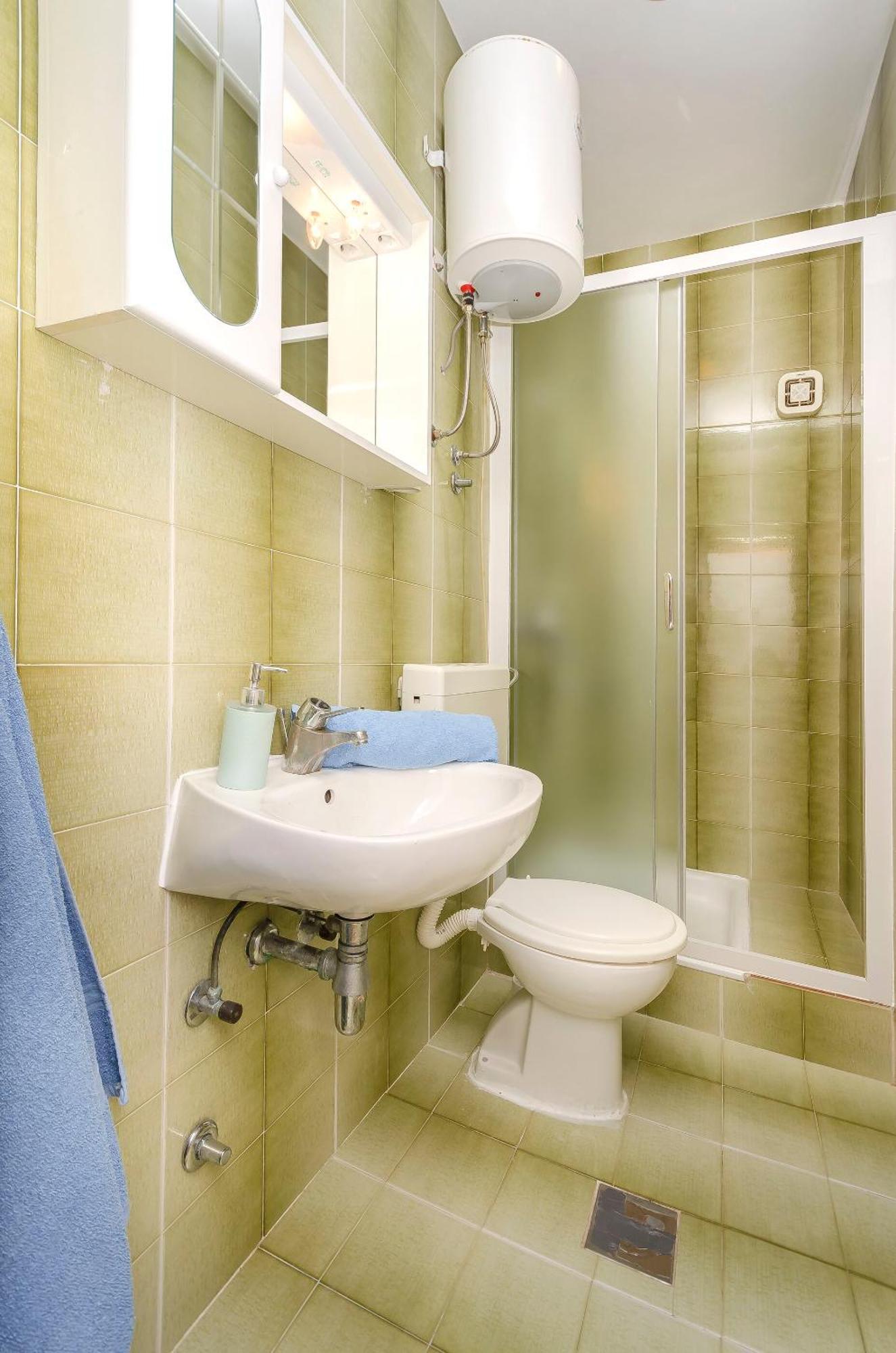 וודיצה Apartment And Rooms Artina מראה חיצוני תמונה
