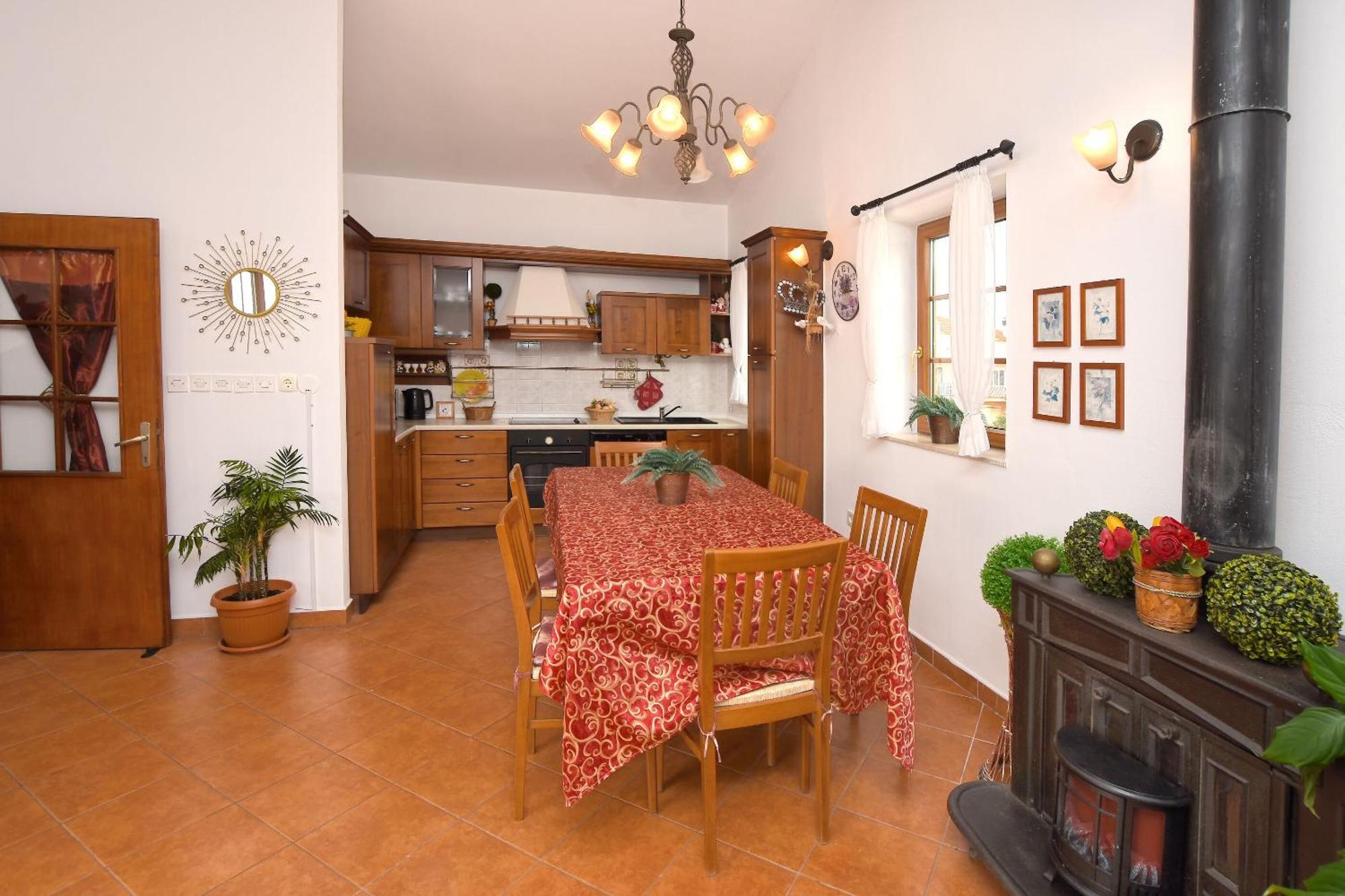 וודיצה Apartment And Rooms Artina מראה חיצוני תמונה